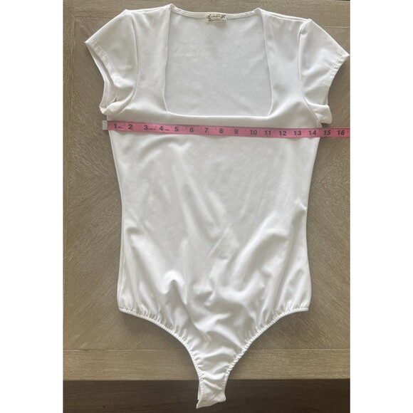 Free People Intimately White Short Sleeve Square Neck T Shirt Bodysuit Top Sz S - Picture 6 of 8